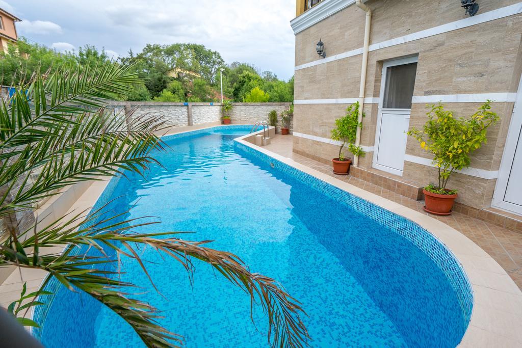 Hotel Luxor Lozenec Kültér fotó