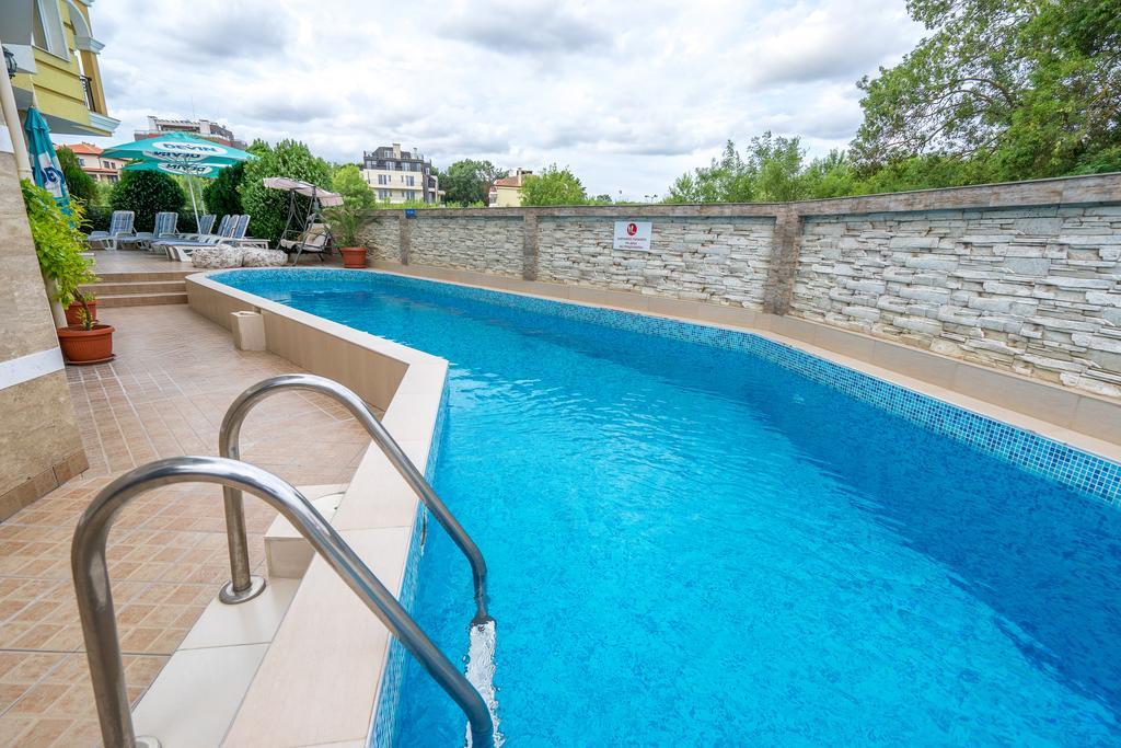 Hotel Luxor Lozenec Kültér fotó